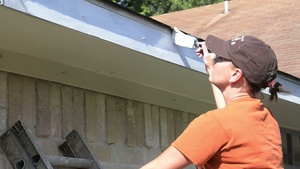 Airmen Restore Vets' Home
