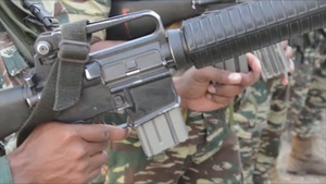Marines teach weapons training