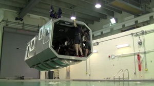 24th MEU Trains With Helo Dunker