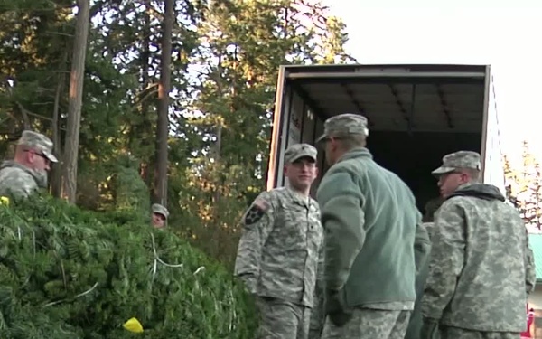 Raiders spread Holiday Cheer