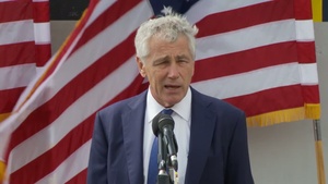 Hagel Thanks Troops for Holiday Service