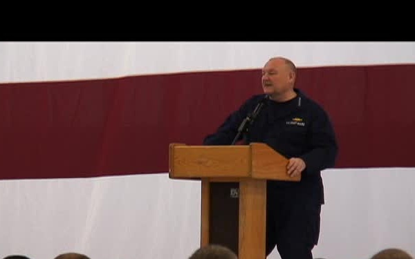 091207-G-3421D_COMDT