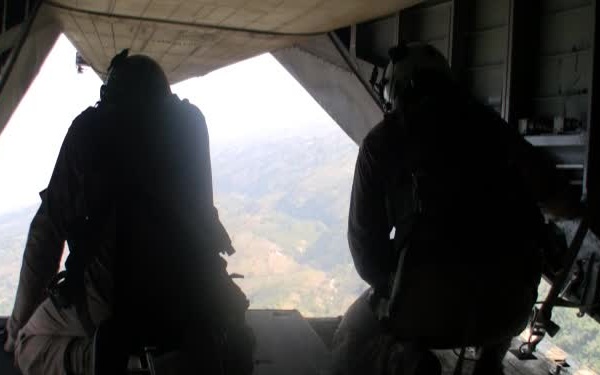 100211-G-9679C-Comms-Project-Port-Au-Prince