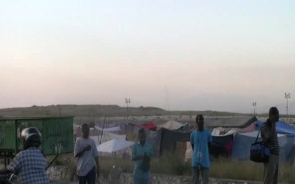 100211-G-9679C-Haiti-Tent-Areas