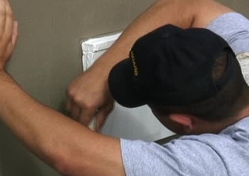 100330-G-0694D-TACTLET-HFH