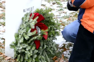 Soldiers Update: Wreaths Across America