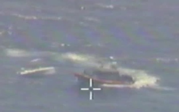 Rescue 4 from sinking boat