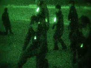 Broll: JGSDF conduct amphibious-insertion training