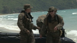 Recon Small Boat Training 002