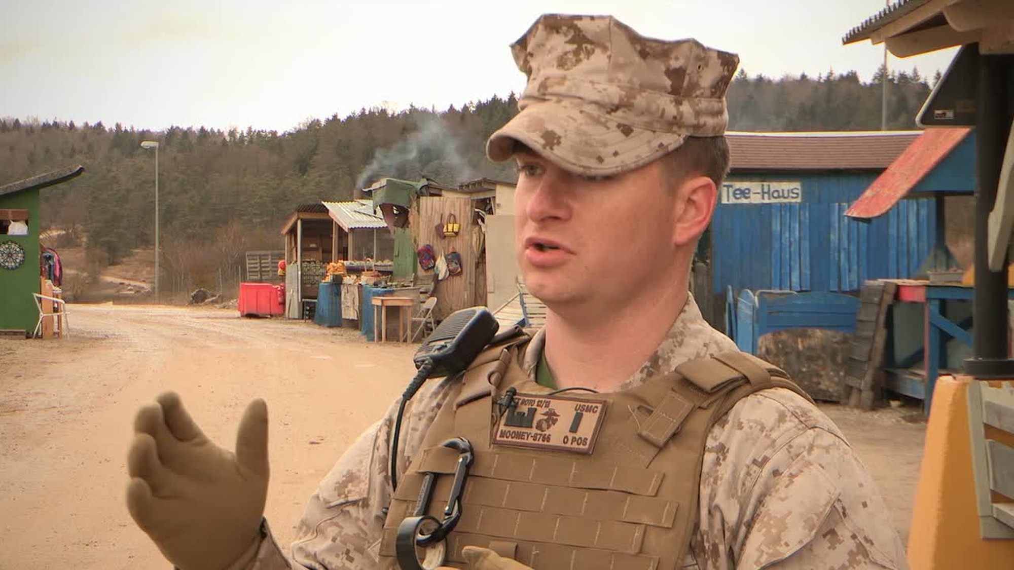 ミリタリー U.S. Army ISAF Soldier in Afghanistan US Army ISAF Soldier In Afghanistan Crazy Dummy 1:6 Scale