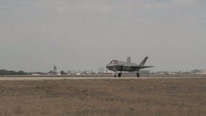 First F-35 British STOVL Stringer
