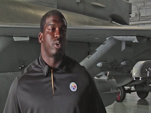 Lawrence Timmons Visits Shaw AFB