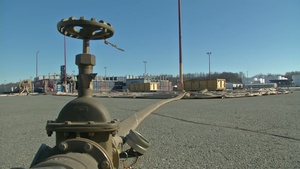 Army Reserve soldiers operate an Inland Petroleum Distribution System (IPDS)