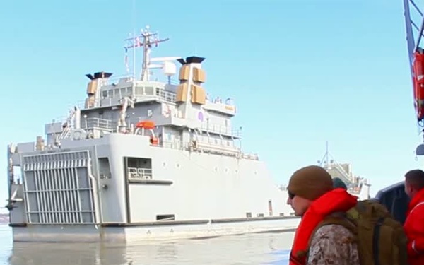 Army Tugboats in JLOTS 2014