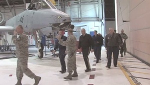 Lt. Gen Lengyel Visit 140408