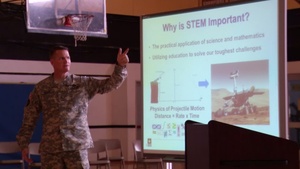 BG Savre Talks with Students in Vicenza About the Importance of STEM