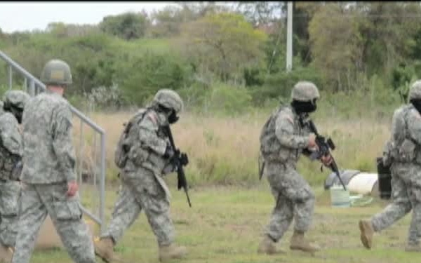 Illinois Special Forces Train in Puerto Rico