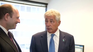 Hagel Meets with Staff at RAINN