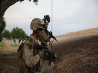 Marines Land in Kiwanis Park for Training Exercise