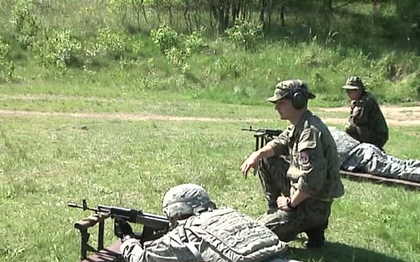 Soldiers Strive for Polish Marksmanship Badge