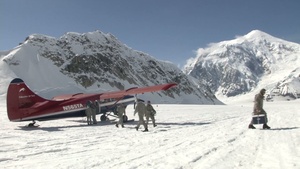 1/25 Soldiers arrive at Mount McKinley Base Camp