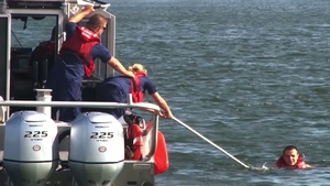 Coast Guard, Galveston Response Agencies Conduct Training Ahead of Memorial Day Weekend