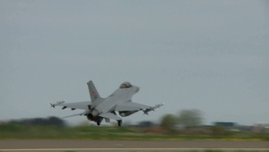 NATO 20/20 Vision Giving Commanders the Information Edge: International Version