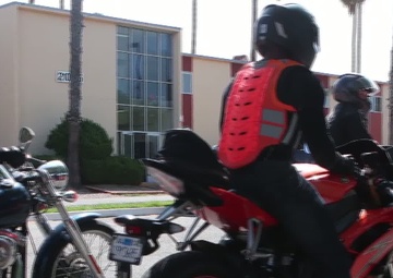 I MHG Promotes Safe Motorcycle Riding Techniques