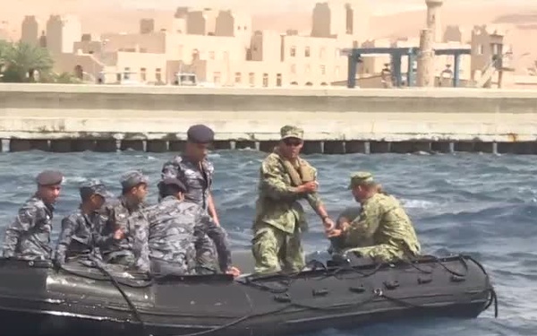 CTG56.1 Conducts UUV Training with Royal Jordanian Navy