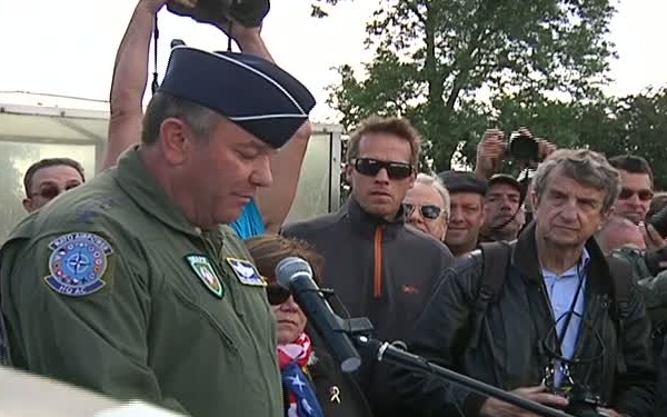 General Breedlove speaks at memorial dedication in Picauville, France