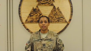 Cpt. Victoria Parrish Wishes Her Family a Happy Independence Day