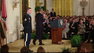 Pitts Remembers "Brothers" While Receiving MOH