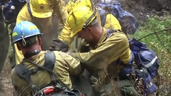 Soldiers assist fire fighters on the fire line