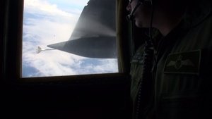Canadian CF-18 air refueling, RIMPAC 2014