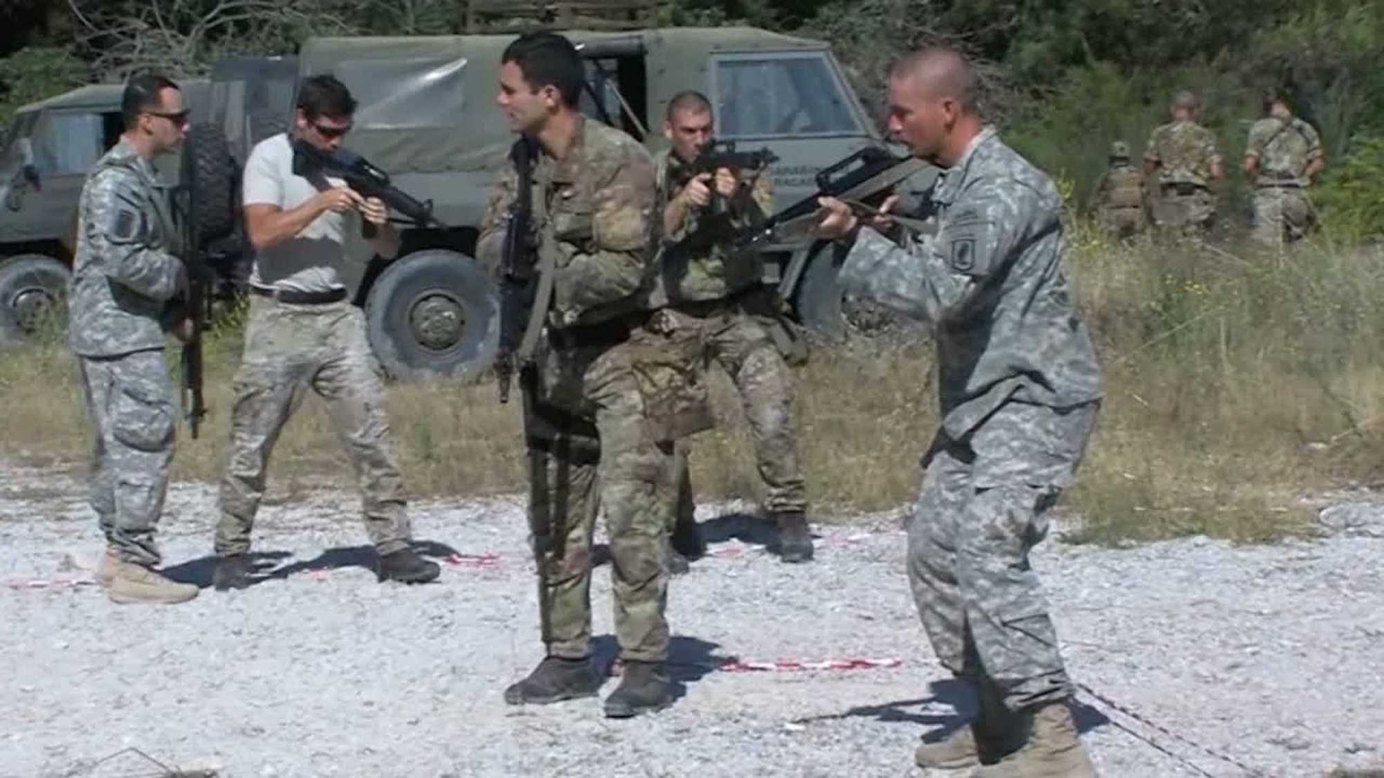 U.S. soldiers assigned to the 173rd Airborne Brigade partecipate in a &quot;Close Quarters Battle&quot; training in partnership with the Italian Army 1st Reggimento Carabinieri Paracadutisti &quot;Tuscania&quot;, at Tirrenia Training Area, Pisa, July 3, 2014. (Video by Training Support Specialist Vincenzo Vitiello/Released)