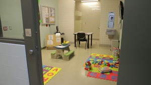 South Texas ICE detention facility to house adults with children