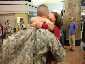 Alaska Guardsmen return from Guantanamo Bay