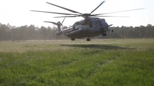 EFFS Teams Conduct Amphibious Assaults, Aerial Raid Training