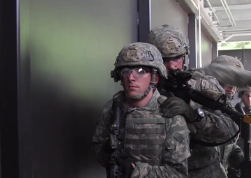 Mountain Infantry Company Uses New Shoothouse