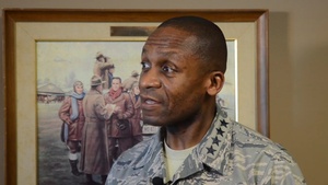 Commander of Air Mobility Command Thanks Airmen