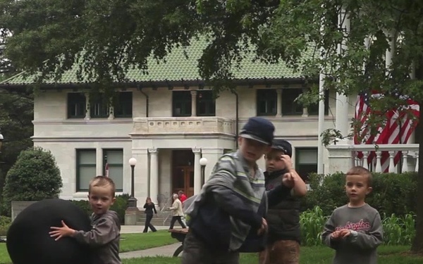 Retired Gen. James Mattis receives the Freedom Award