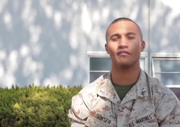 13th MEU Marines Motivate Marathon Runners