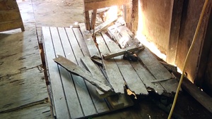 Puerto Rico State Guard rebuilds a home