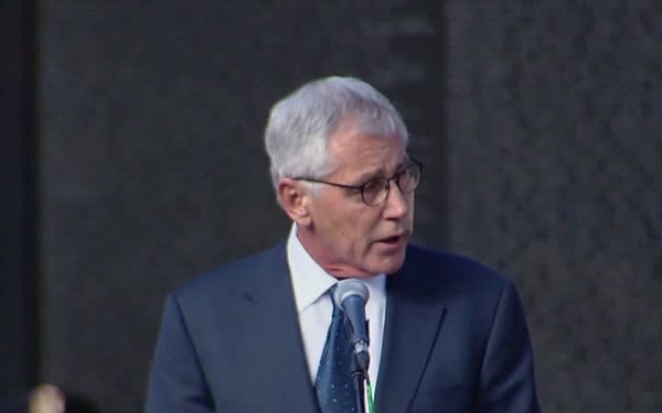 Hagel Speaks at Vietnam War Memorial