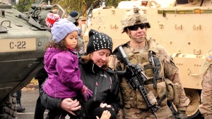Estonian and U.S. Armies Show and Tell On Father's Day