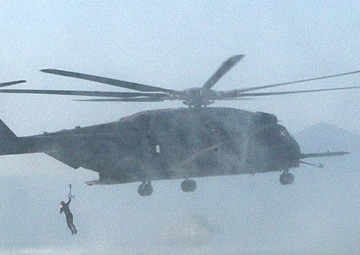 All Hands Update: SECNAV Holds All-Hands Call in Korea