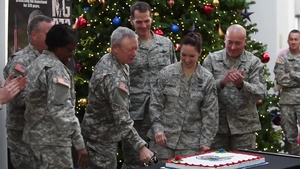 Guard's 378th Birthday Cake Cutting
