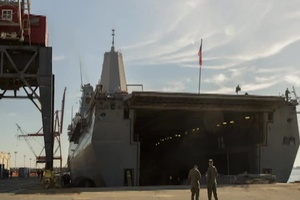 Load it up: CLR-2 Executes Port, Beach Operations in Support of 24th MEU
