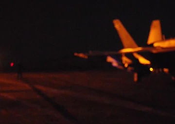 Aircraft assigned to Carrier Air Wing 17 finish out 2014 flight operations aboard USS Carl Vinson