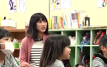 Service Members on MCAS Iwakuni Visit a Japanese Pre-School